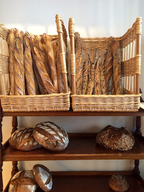 Étiquette boulangerie : l'allié de votre identité artisanale